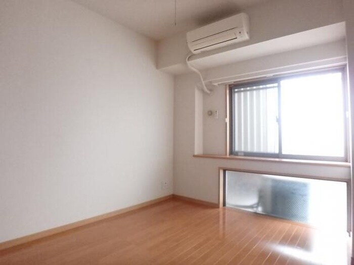 物件内観写真5　(居室)