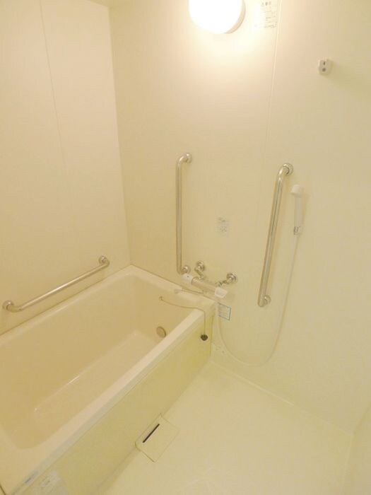 物件内観写真12　(バス／シャワールーム等)