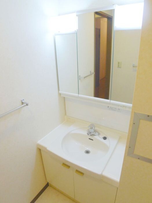 物件内観写真13　(洗面)