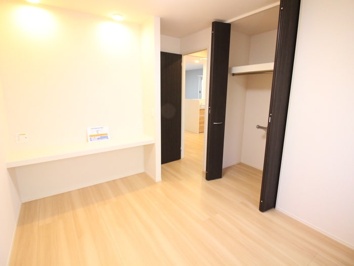 物件内観写真11　(居室)