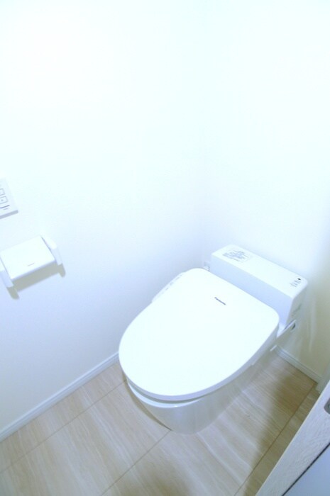 物件内観写真15　(トイレ)
