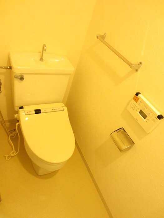 物件内観写真15　(トイレ)