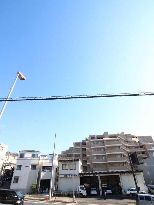 物件内観写真16　(室内からの展望)