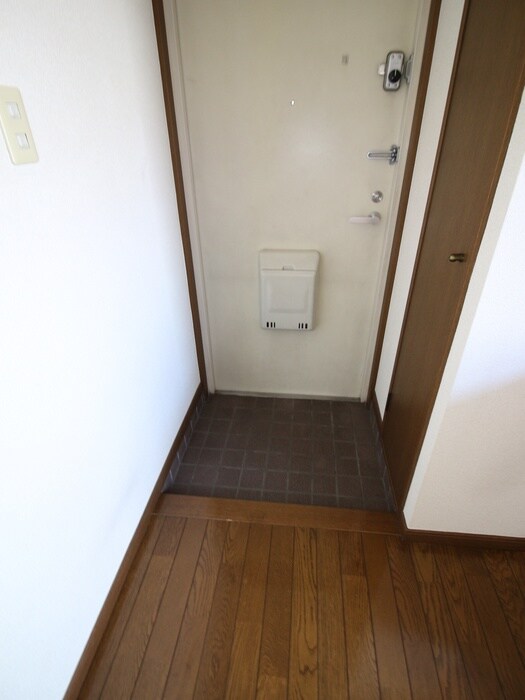 物件内観写真17　(廊下)