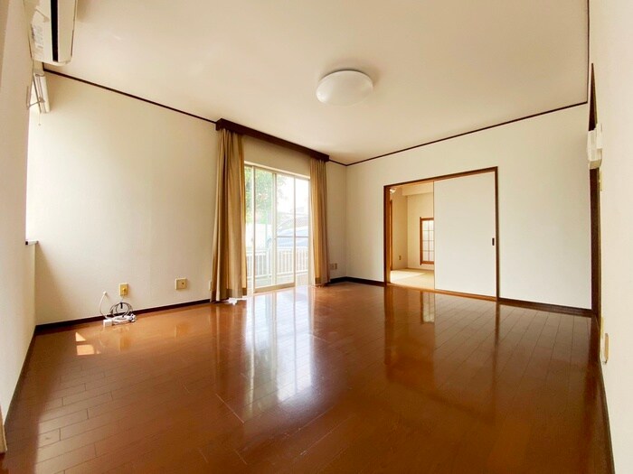 物件内観写真8　(居室)