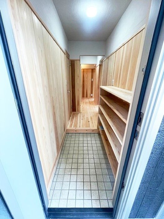 物件内観写真7　(廊下)