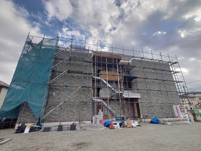 物件外観写真2　(建築中)