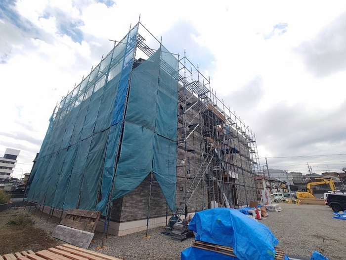 物件外観写真3　(建築中)