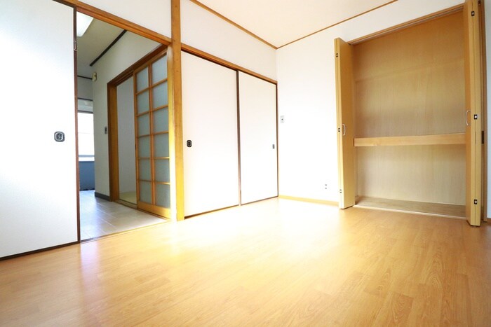 物件内観写真7　(居室)