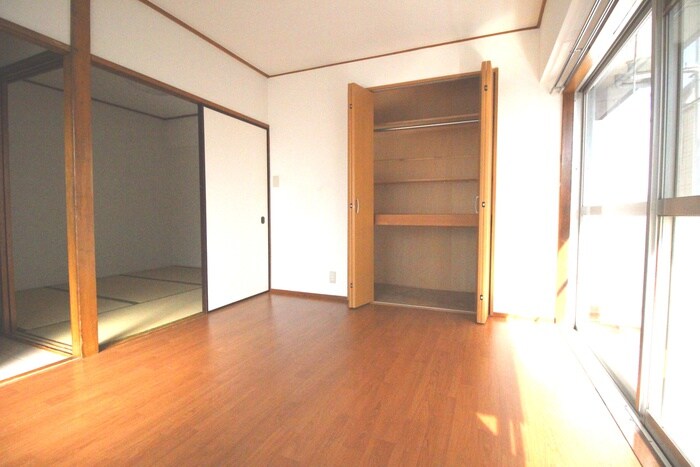 物件内観写真9　(居室)