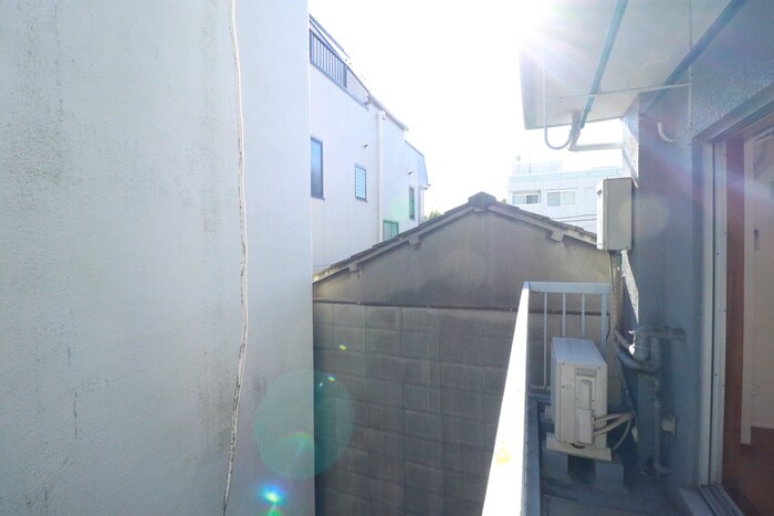 物件内観写真16　(室内からの展望)