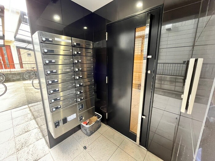 物件外観写真4　(建物設備)