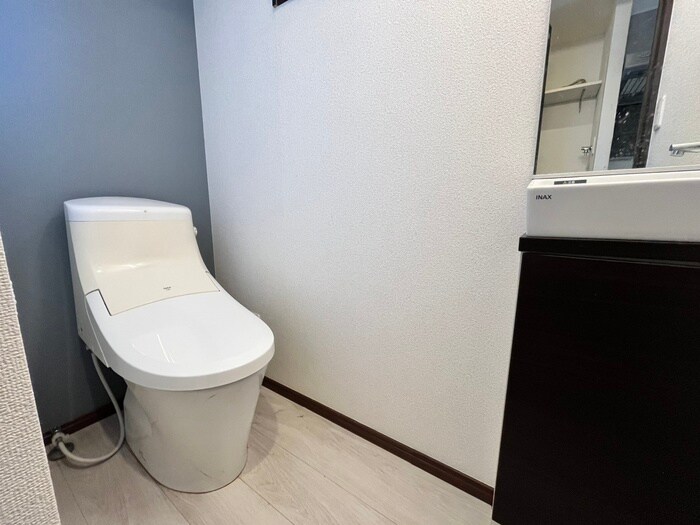 物件内観写真12　(トイレ)