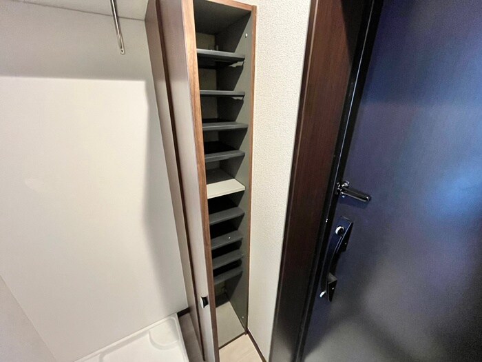 物件内観写真15　(靴箱)