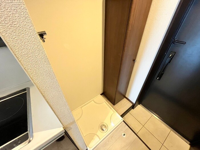 物件内観写真22　(洗濯機置場)