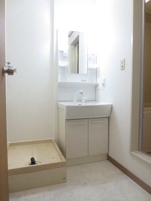 物件内観写真9　(洗面)