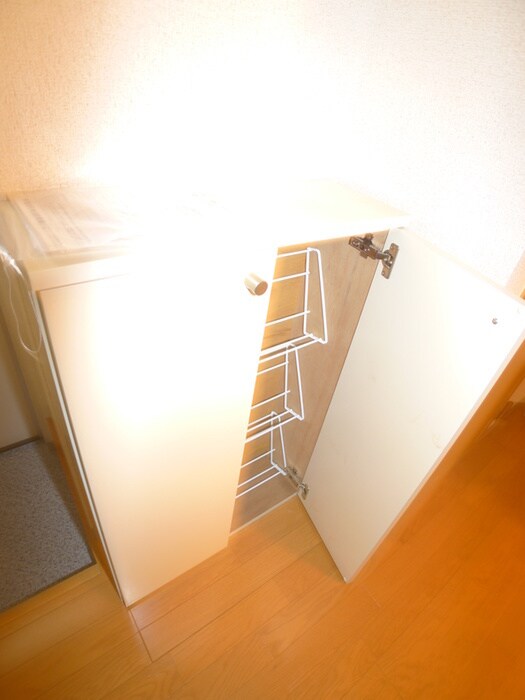物件内観写真5　(靴箱)