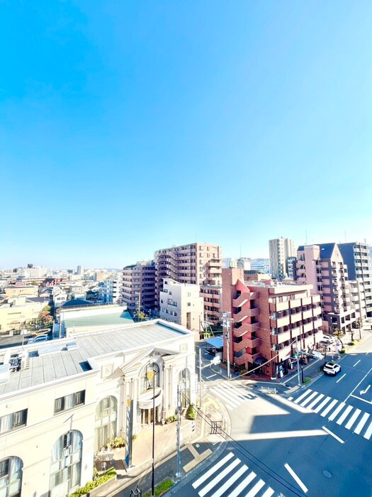 物件内観写真18　(室内からの展望)