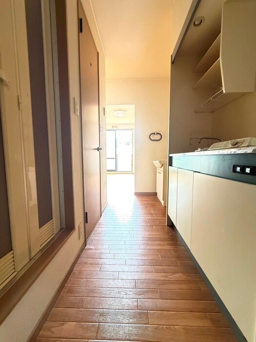 物件内観写真21　(玄関)