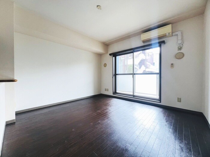 物件内観写真6　(居室)