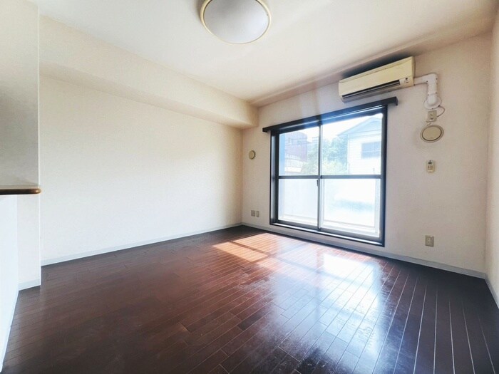 物件内観写真6　(居室)