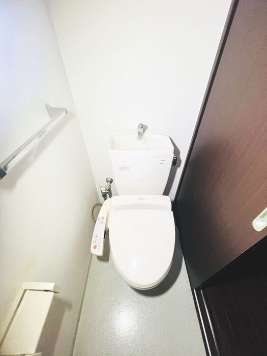 物件内観写真16　(トイレ)