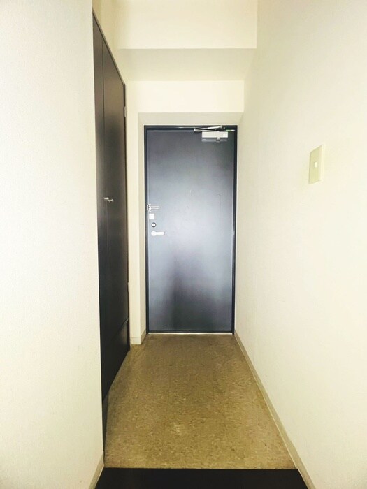 物件内観写真18　(玄関)