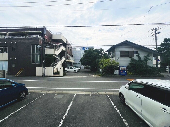 物件内観写真21　(室内からの展望)