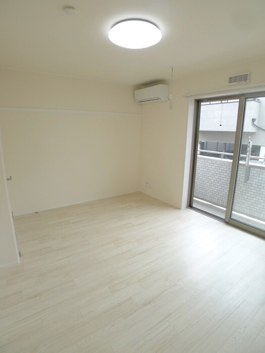 物件内観写真12　(居室)