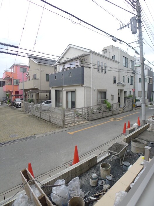 物件内観写真15　(室内からの展望)