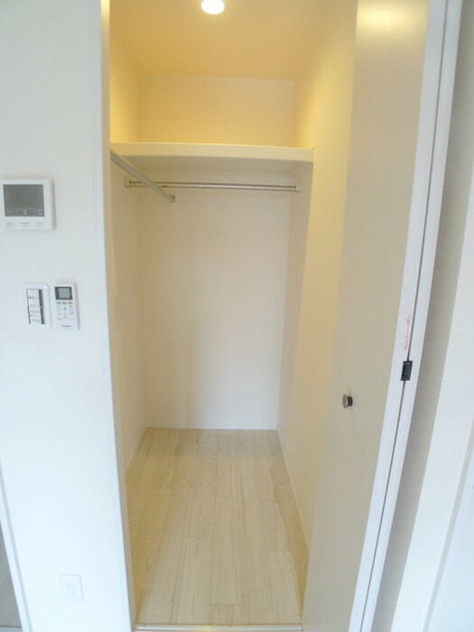 物件内観写真16　(収納)