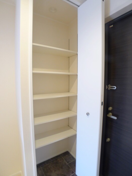 物件内観写真21　(靴箱)