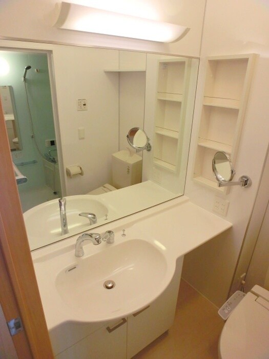 物件内観写真8　(洗面)