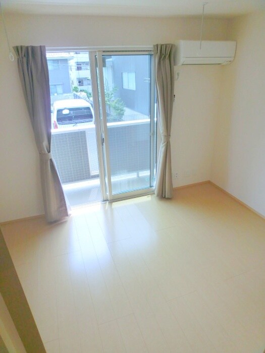 物件内観写真11　(居室)