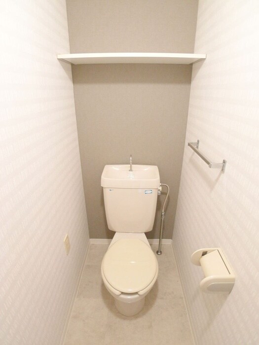 物件内観写真15　(トイレ)