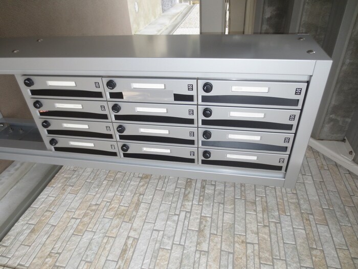 物件外観写真4　(建物設備)