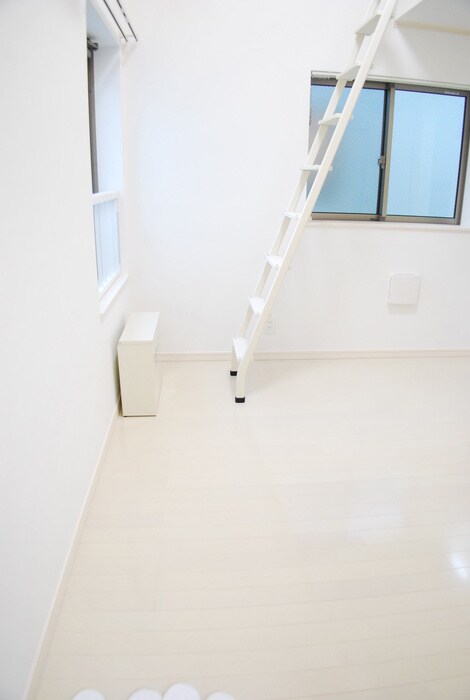 物件内観写真6　(居室)