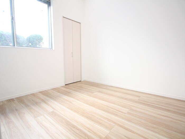 物件内観写真9　(居室)