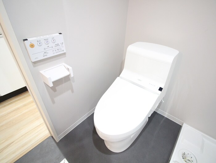 物件内観写真12　(トイレ)