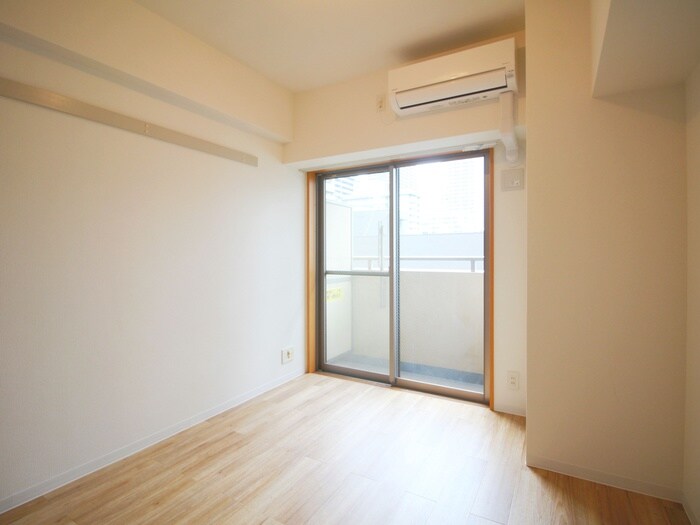 物件内観写真9　(ベランダ・バルコニー)