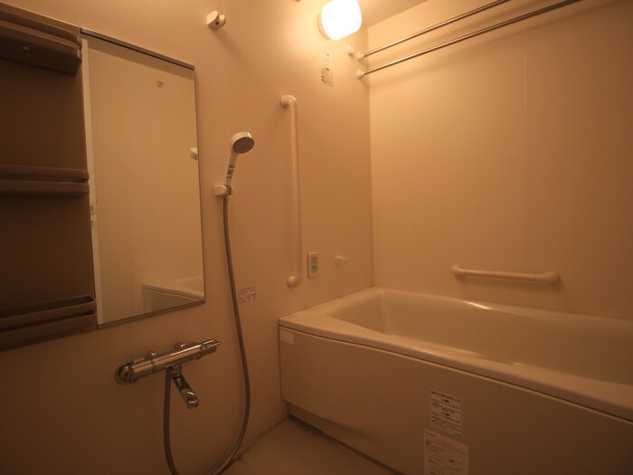 物件内観写真10　(バス／シャワールーム等)