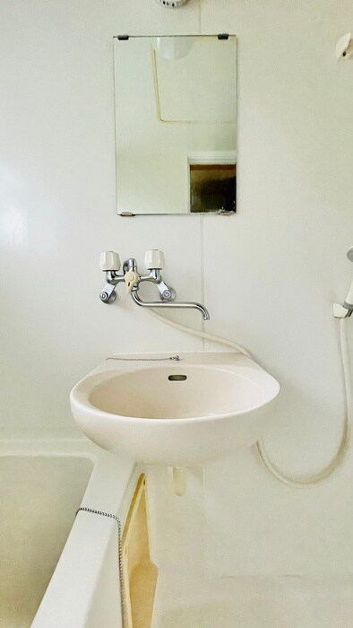 物件内観写真13　(洗面)