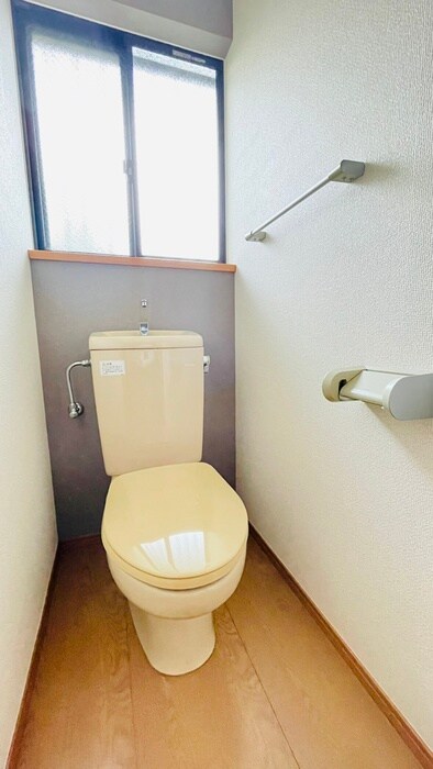 物件内観写真14　(トイレ)