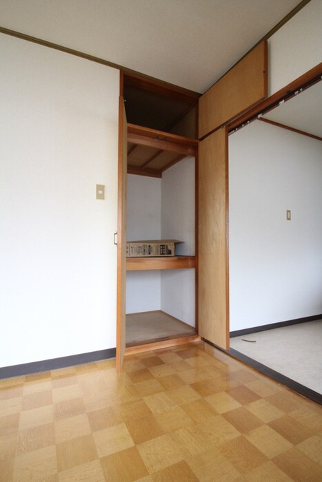 物件内観写真21　(収納)