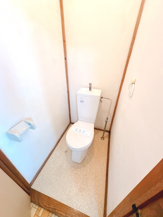 物件内観写真12　(トイレ)