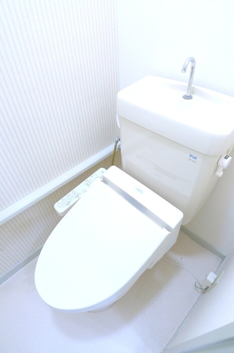 物件内観写真13　(トイレ)