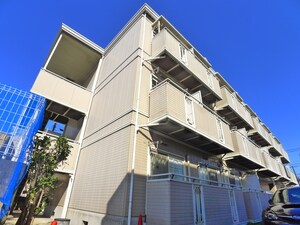 ホームズ美浜外観写真