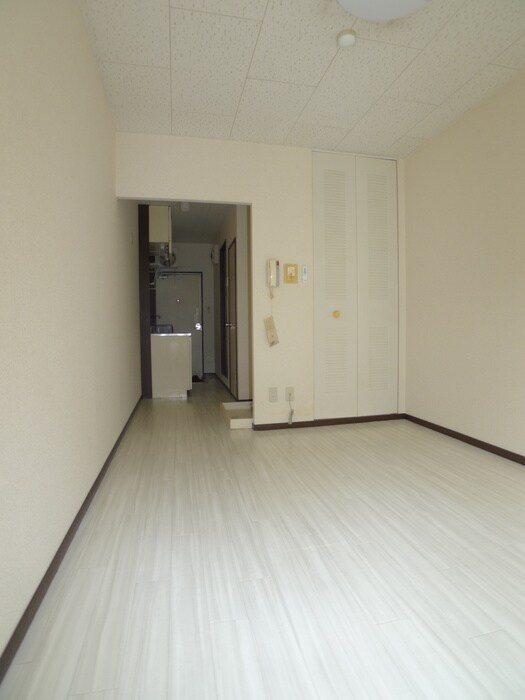 物件内観写真10　(内観写真)