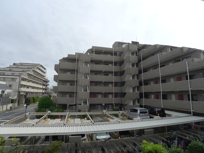 物件内観写真15　(室内からの展望)