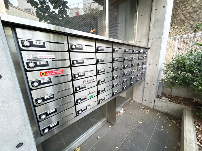 物件外観写真4　(建物設備)